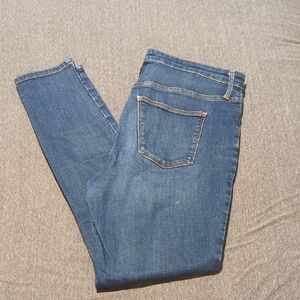Universal Thread Dark Blue Skinny Jeans
